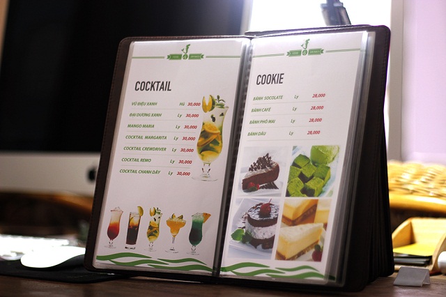 Thiết kế menu quán cafe thành quyển