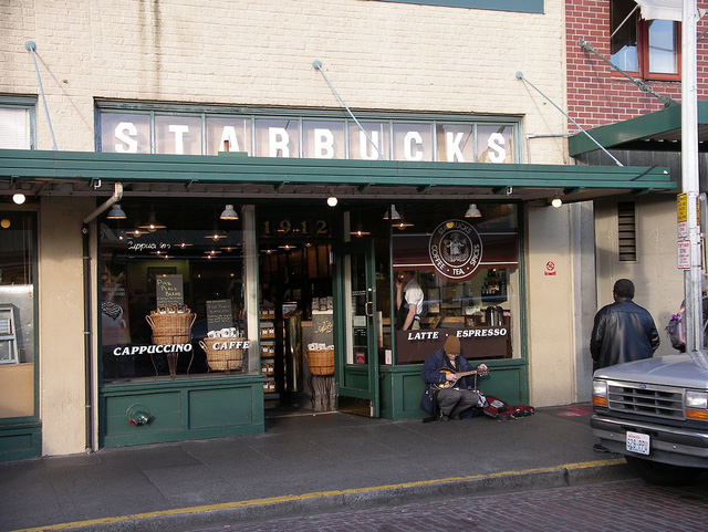 Cửa hàng Starbucks đầu tiên tại Seatle
