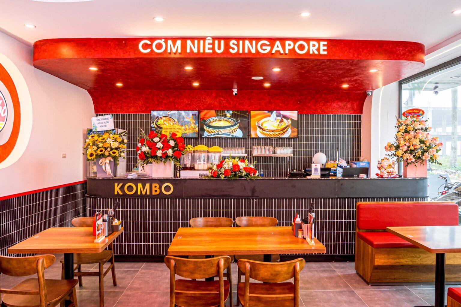 Nhượng quyền cơm niêu Singapore Kombo 