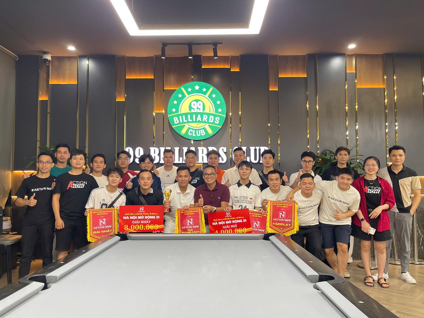 Quán bida giá rẻ Hà Nội 99 Billiards Club